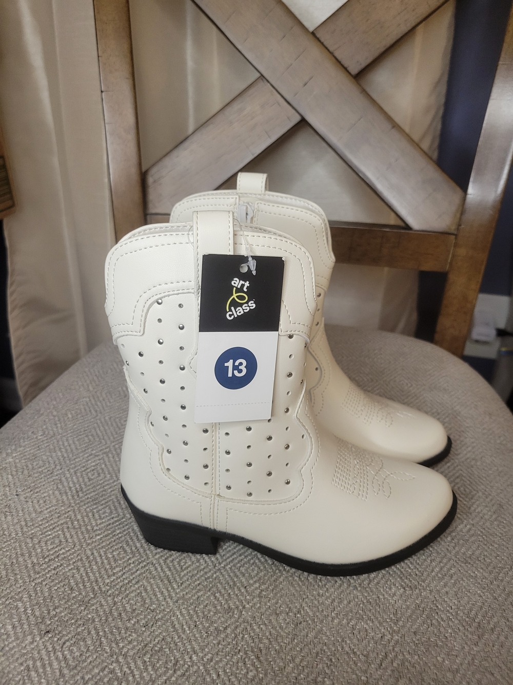 Art Class White Kids' Western Boots - Picture 6 of 10